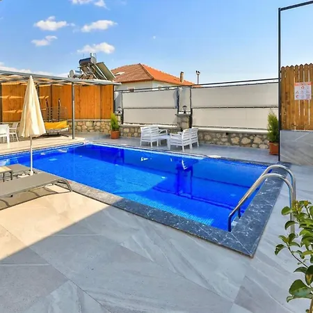 Cavdir Village 2 Bedroom Vila